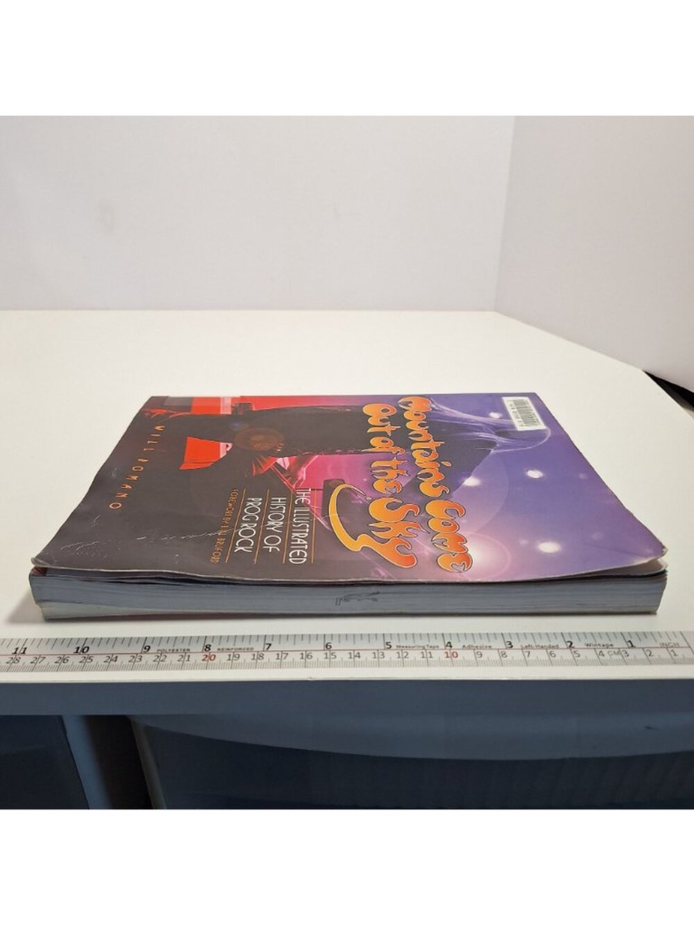 Mountains Come Out Of The Sky Illustrated History Of Prog Rock Used Library Book - Picture 6 of 16